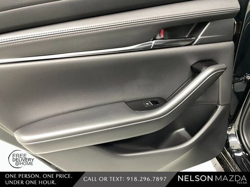 New 2026 MAZDA MAZDA3 2.5 S Hatchback w/ Premium Pkg image 36