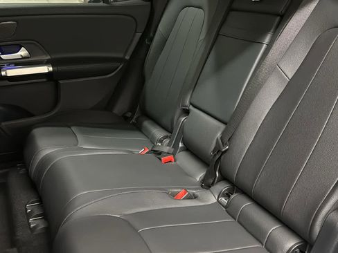 Certified 2024 Mercedes-Benz GLB 250 4MATIC image 32