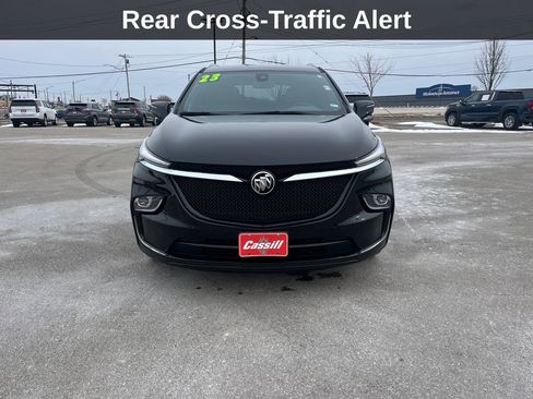 Used 2023 Buick Enclave Essence w/ Sport Touring Edition image 10