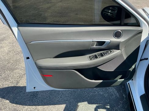 Used 2020 Hyundai Sonata SEL FWD image 17