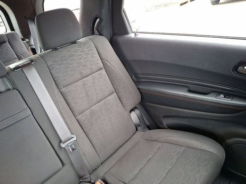 Used 2023 Dodge Durango GT AWD/4WD image 14