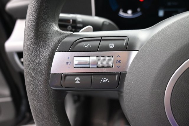 Used 2025 Hyundai Sonata SEL FWD image 23