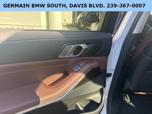 Used 2021 BMW X7 xDrive40i w/ Premium Package 2 image 17