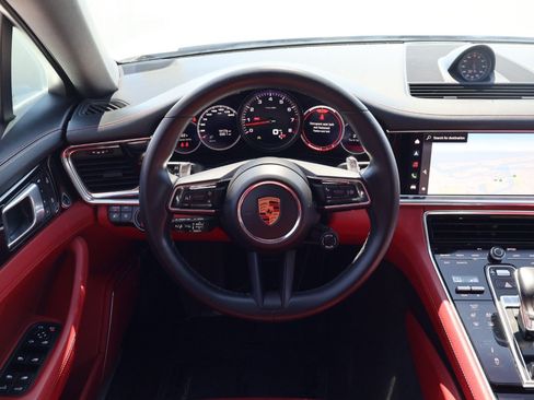 Certified 2022 Porsche Panamera 4S AWD/4WD image 15