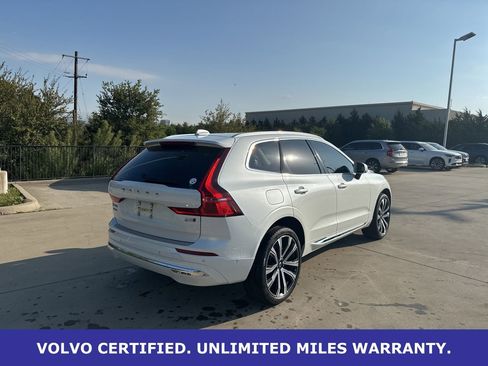 Certified 2023 Volvo XC60 B5 Ultimate w/ Climate Package image 4