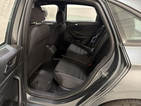 Used 2024 Volkswagen Jetta Sport FWD image 8