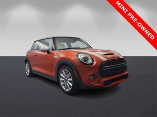 Used 2019 MINI Cooper S w/ Premium Package image 1