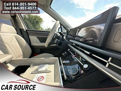 Used 2026 Hyundai Santa Fe SEL AWD/4WD image 32