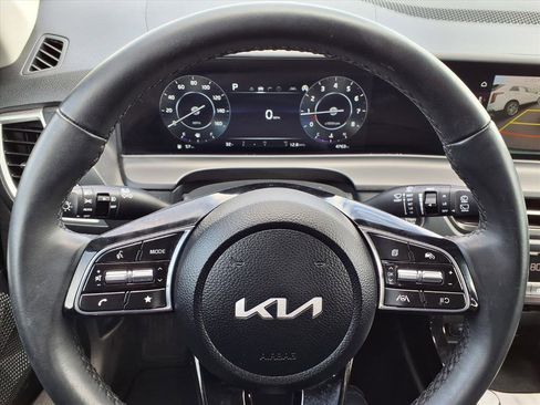 Used 2026 Kia Seltos EX w/ EX Sunroof Package image 11