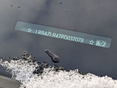 Used 2023 Buick Envision Preferred image 30