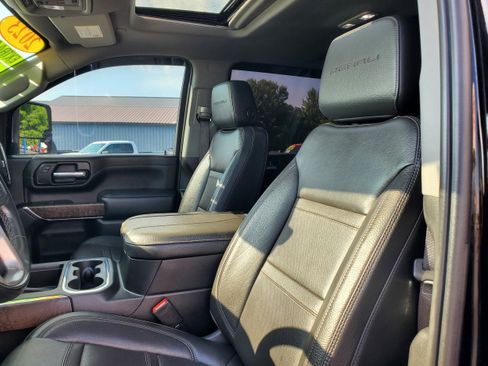 Used 2023 GMC Sierra 2500 Denali w/ Denali Ultimate Package AWD/4WD image 14