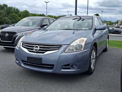 Used 2012 Nissan Altima 2.5 S w/ Value Pkg FWD image 2