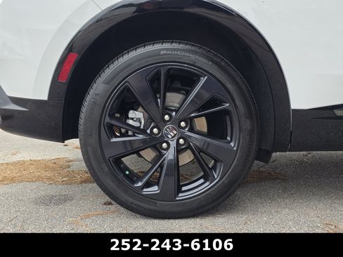 Used 2025 Buick Envision Sport Touring AWD/4WD image 43
