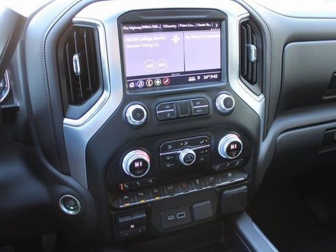 Used 2019 GMC Sierra 1500 SLT image 6