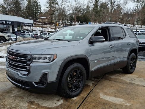 Used 2023 GMC Acadia AT4 w/ Technology Package image 3