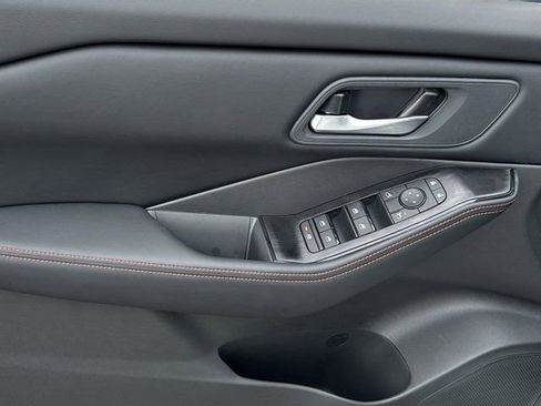 New 2026 Nissan Rogue SV AWD/4WD image 12