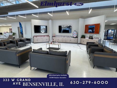 Used 2017 Nissan Rogue SV image 4