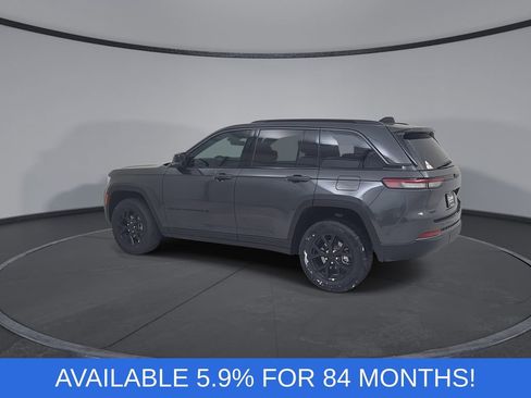 New 2026 Jeep Grand Cherokee Laredo image 10