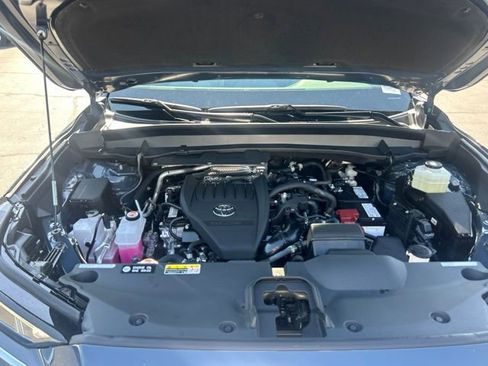 Used 2026 Toyota Grand Highlander FWD image 14