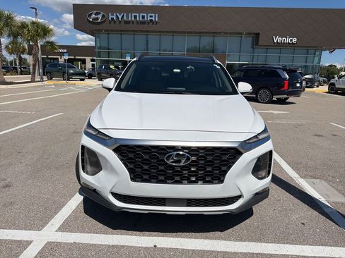 Used 2020 Hyundai Santa Fe SEL w/ Convenience + Premium Package FWD image 11