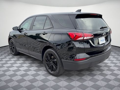 Used 2024 Chevrolet Equinox LS w/ Midnight Edition FWD image 3