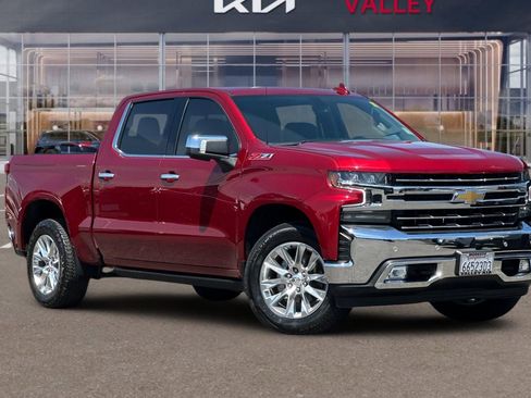 Used 2021 Chevrolet Silverado 1500 LTZ AWD/4WD image 2
