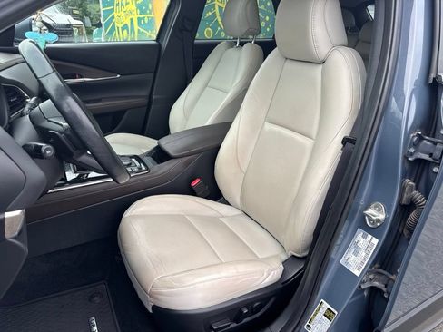 Used 2020 MAZDA CX-30 AWD w/ Premium Package image 7