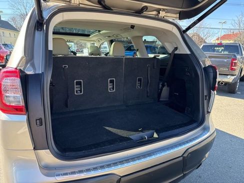Used 2019 Subaru Ascent Limited AWD/4WD image 9