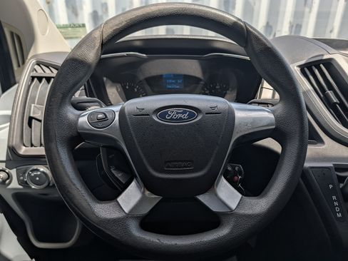 Used 2015 Ford Transit 250 130 Low Roof w/ Exterior Upgrade Package RWD image 25