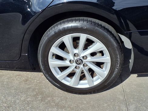 Used 2022 Toyota Camry LE image 26