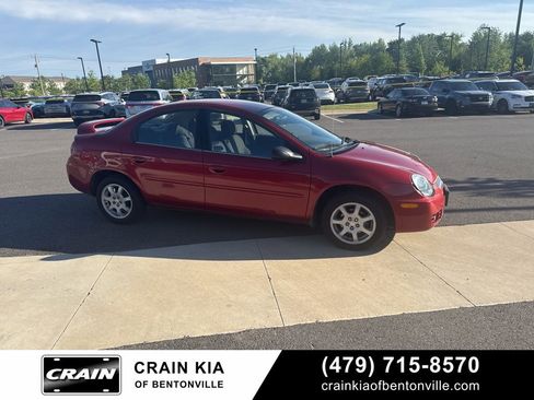 Used 2005 Dodge Neon SXT w/ Sport Appearance Group FWD image 10