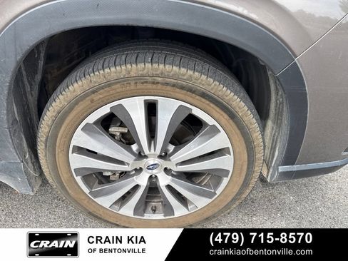 Used 2021 Subaru Ascent Limited w/ Technology Package AWD/4WD image 3