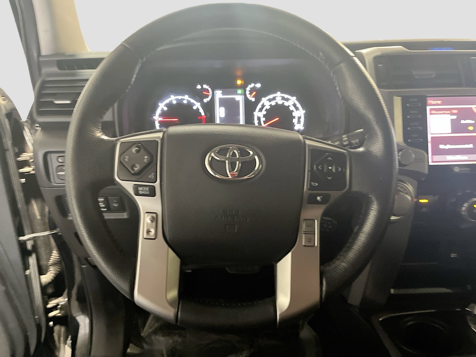 Used 2024 Toyota 4Runner SR5 Premium w/ Moonroof Package AWD/4WD image 11