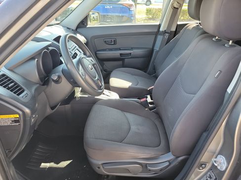 Used 2013 Kia Soul image 21