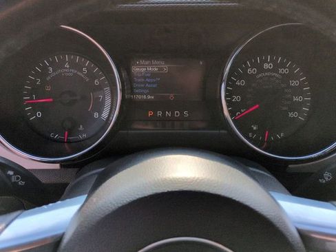 Used 2017 Ford Mustang Premium image 16