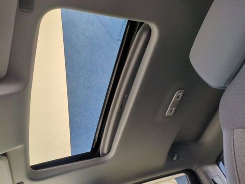 New 2026 Chevrolet Silverado 1500 RST AWD/4WD image 18