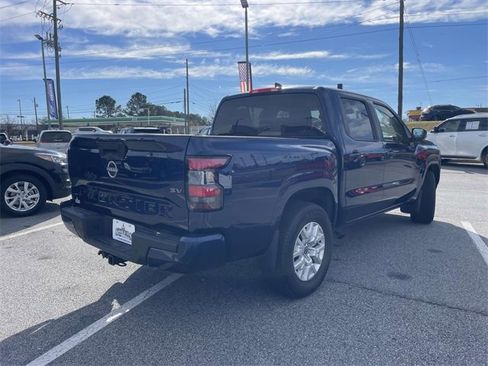 Used 2023 Nissan Frontier SV w/ Technology Package image 3