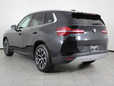 New 2026 BMW X3 xDrive30 w/ Premium Package image 3