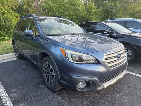 Used 2016 Subaru Outback 2.5i Limited AWD/4WD image 5