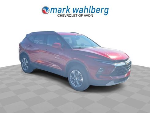 Certified 2024 Chevrolet Blazer LT w/ Convenience Package FWD image 2