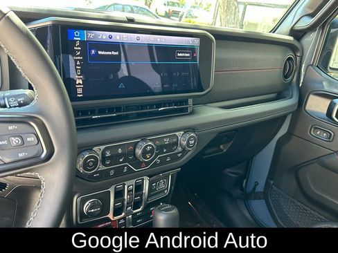 Certified 2025 Jeep Gladiator Rubicon image 21