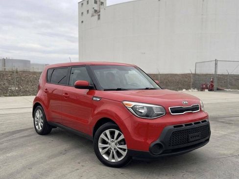 Used 2014 Kia Soul + w/ UVO w/Eservices Package FWD image 1