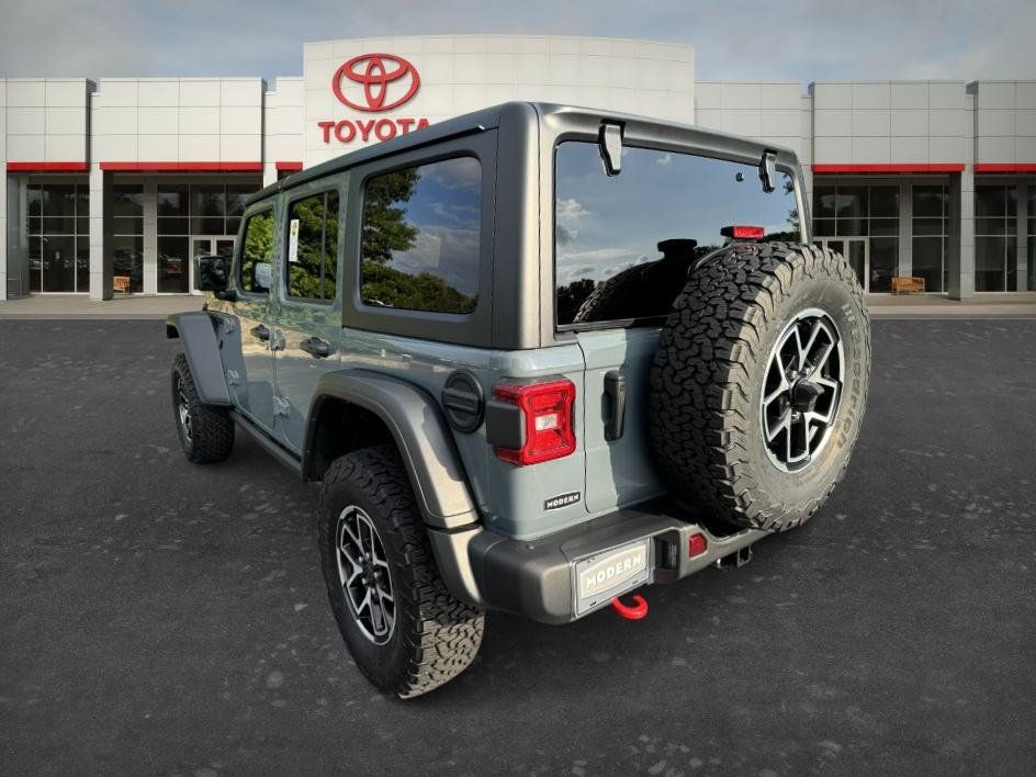 Used 2024 Jeep Wrangler Unlimited Rubicon w/ Capability Package AWD/4WD image 7