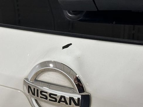 Used 2017 Nissan Rogue SV FWD image 36