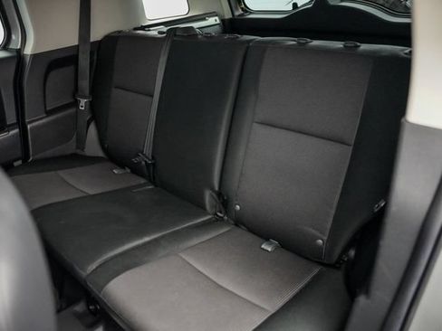 Used 2011 Toyota FJ Cruiser 4WD w/ Upgrade Pkg image 24