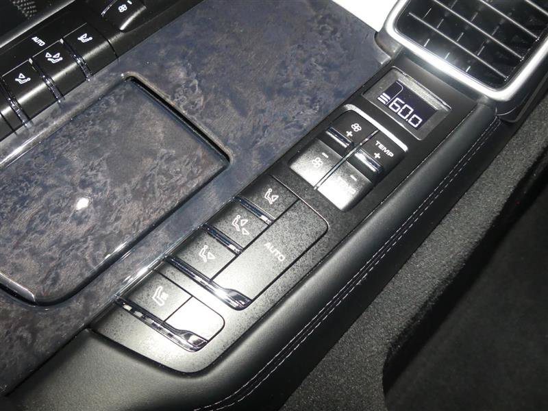 Used 2015 Porsche Panamera Turbo Executive AWD/4WD image 30