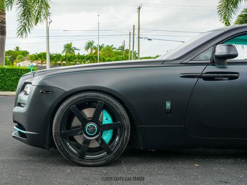 Used 2017 Rolls-Royce Wraith image 4