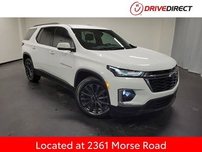 Used 2023 Chevrolet Traverse RS