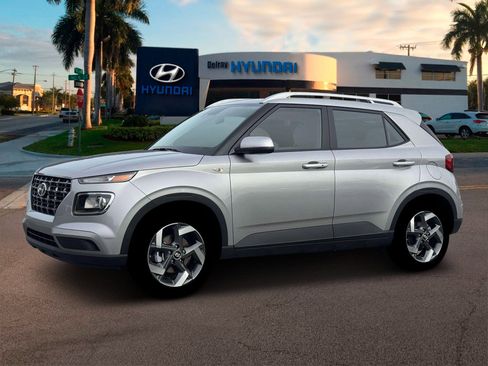 New 2026 Hyundai Venue SEL image 2