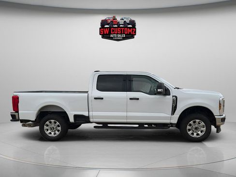 Used 2024 Ford F250 XLT AWD/4WD image 8